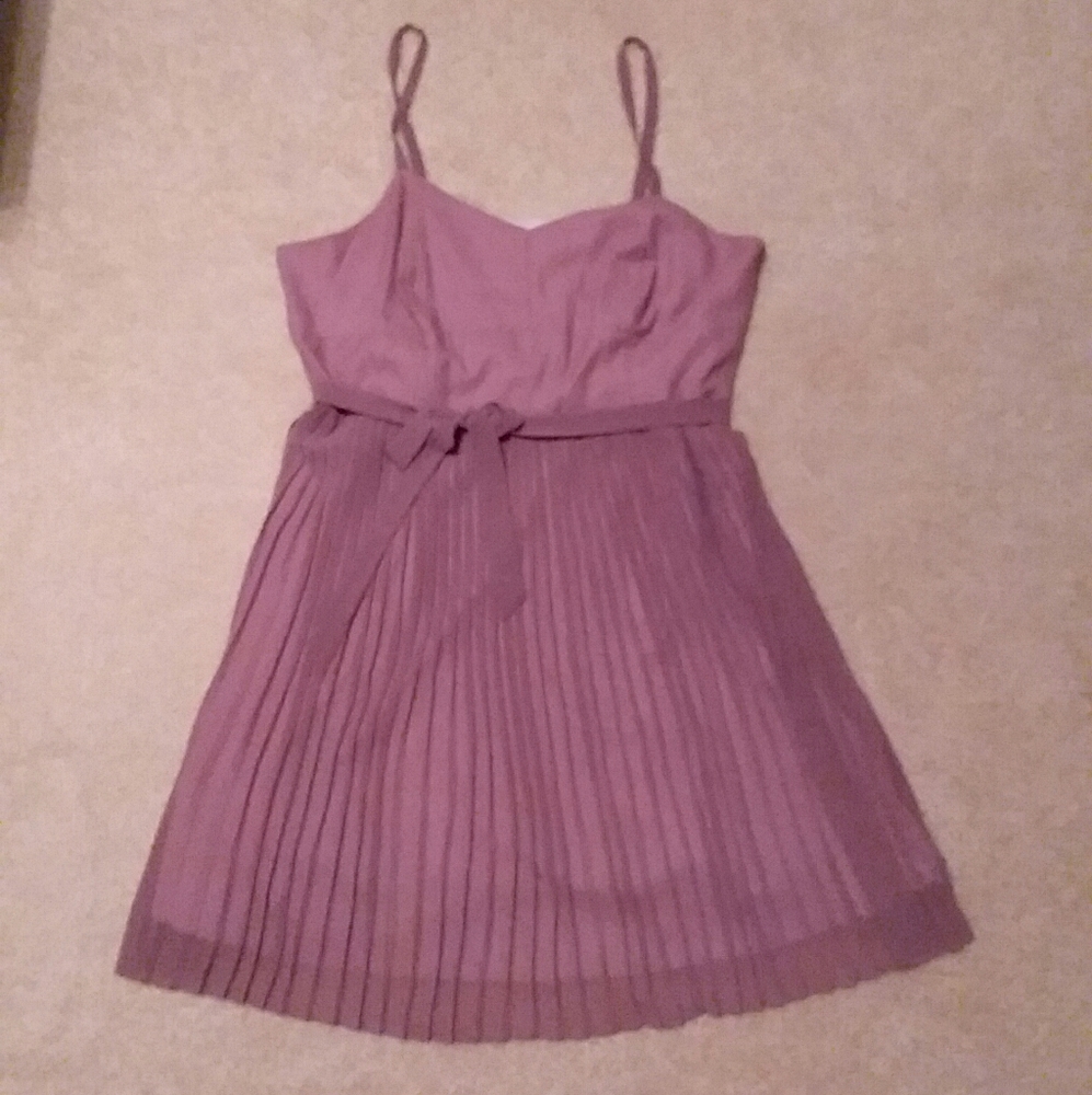 Mauve chiffon overlay pleated skirt Modcloth dress